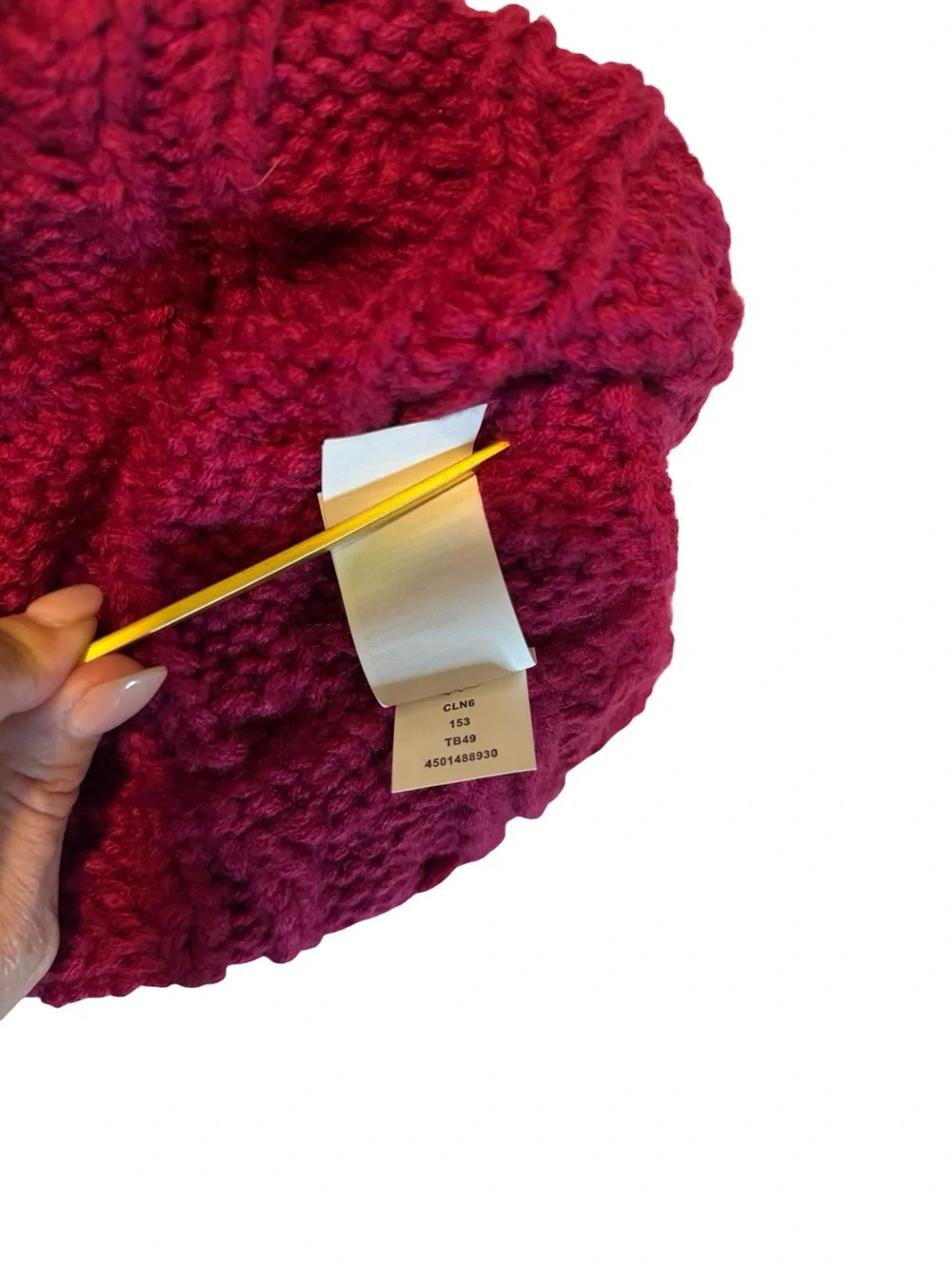 New-The North Face Pom Cable Knit Beanie - Burgundy One Size Fits All Unisex